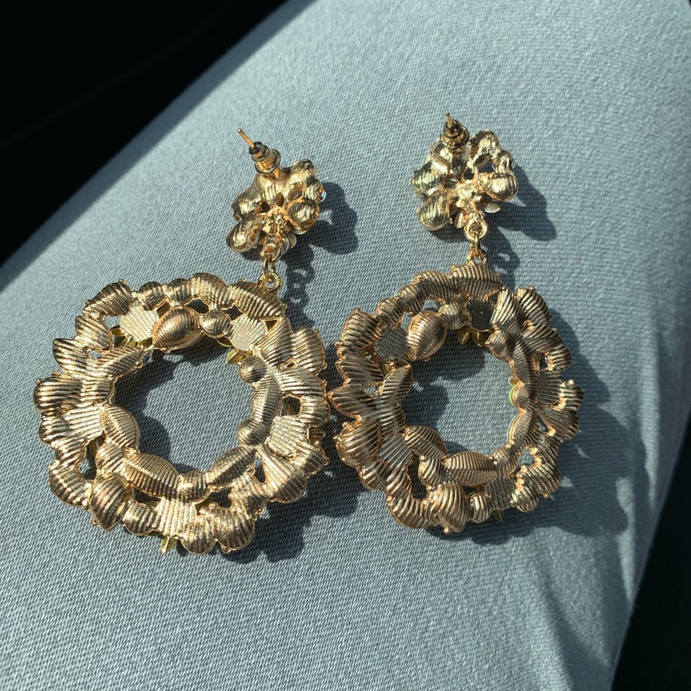 3/$25 💚 Statement earrings NEW - Picture 2 of 5